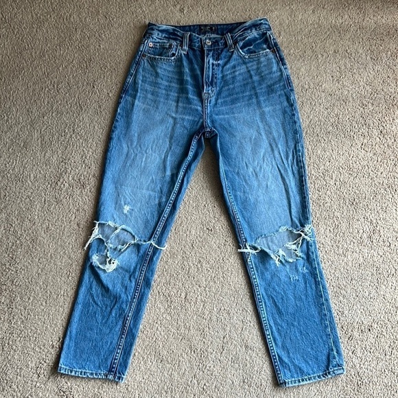 Abercrombie and Fitch Annie Girlfriend Distressed Straight Leg Jeans - Picture 2 of 8
